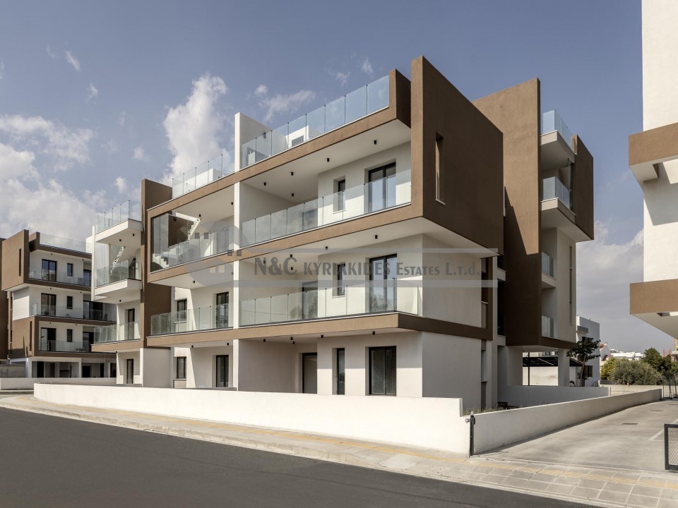 Premium 2-bedroom Apartment for Rent with Roof Garden & Private Pool