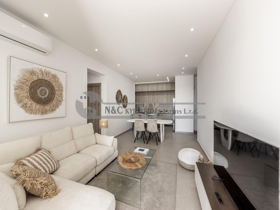 Premium 2-bedroom Apartment for Rent with Roof Garden & Private Pool