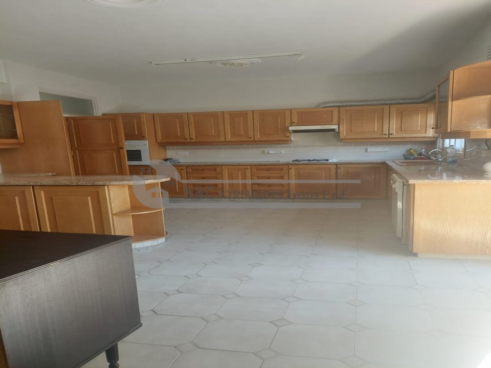 Three Bedroom Semi-Detached House for Rent in Faneromeni area, Larnaca