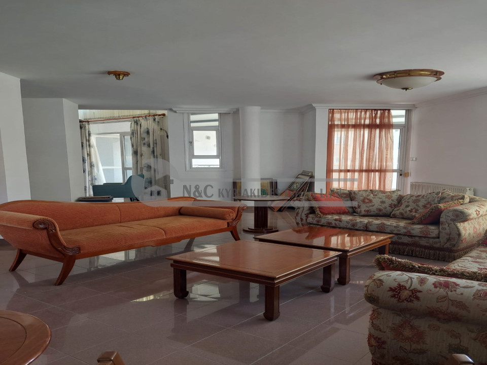 Four Bedroom Upper-house for Rent in Faneromeni Larnaca