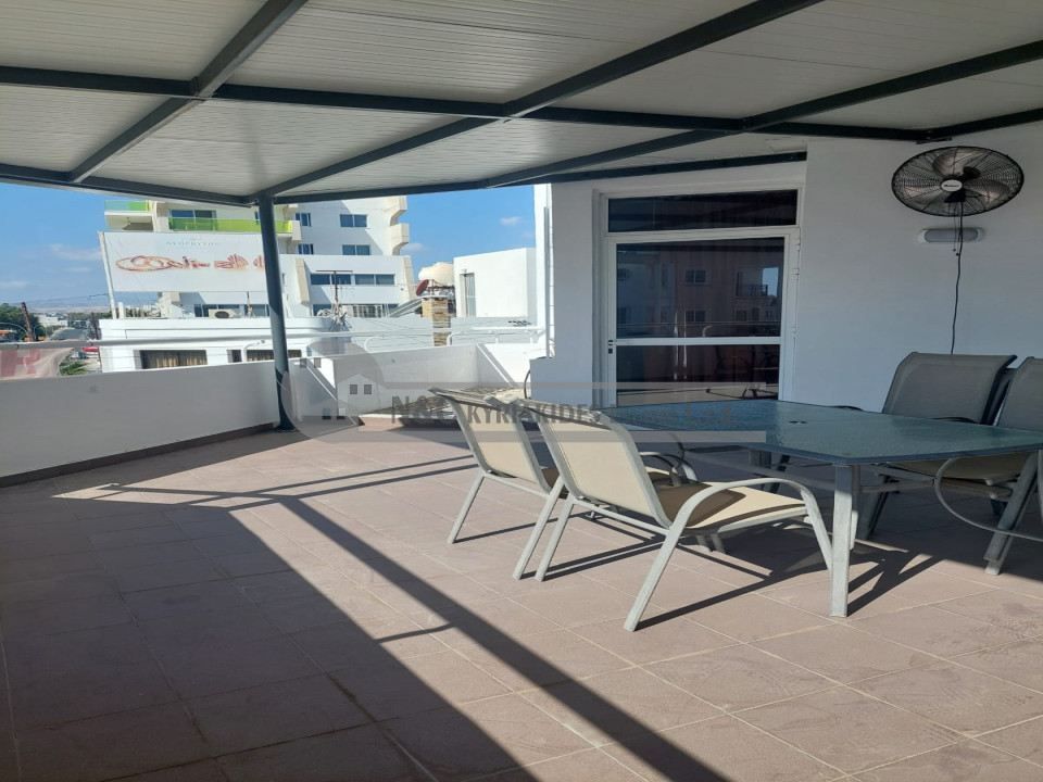 Four Bedroom Upper-house for Rent in Faneromeni Larnaca