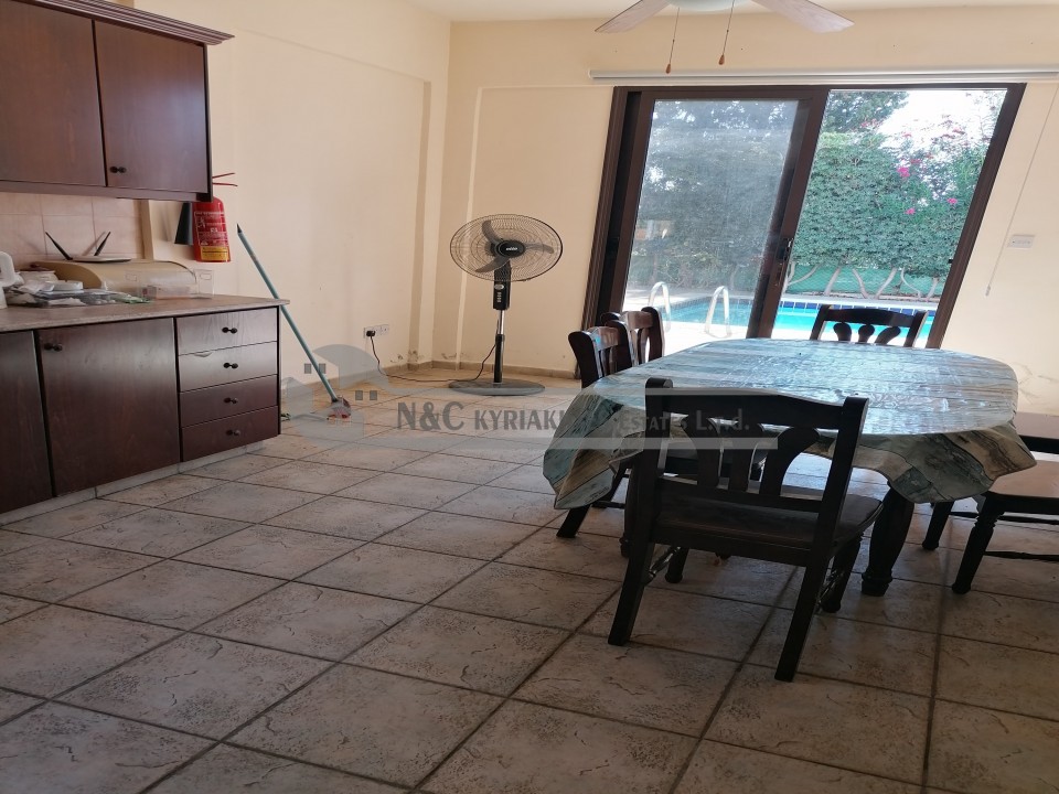 Three and Four Bedrooms villas for rent in Oroklini village, Larnaca